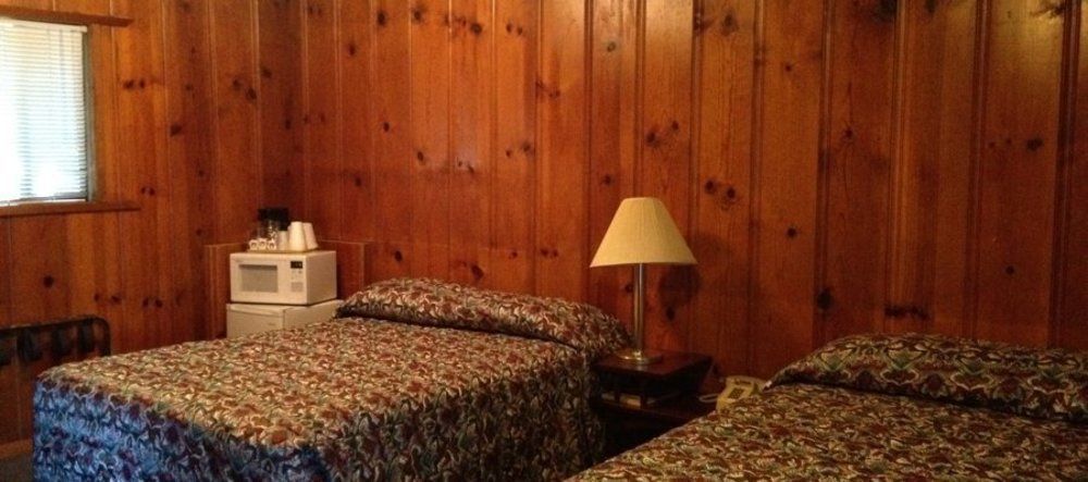 Pine Cone Motel ウィリッツ エクステリア 写真